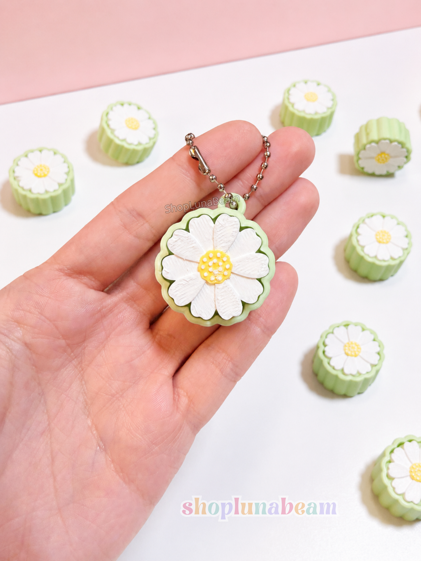 Dainty Daisy Clicker