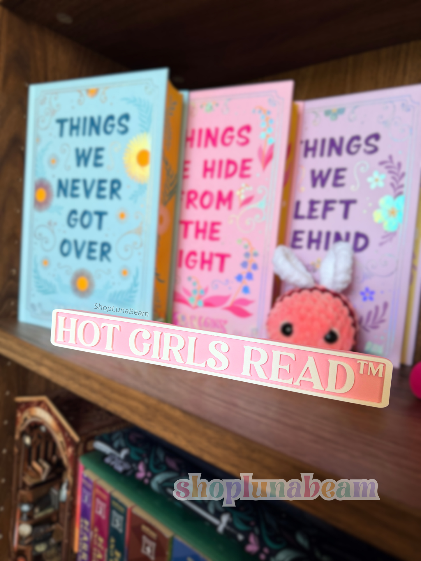 Hot Girls Read Street Sign