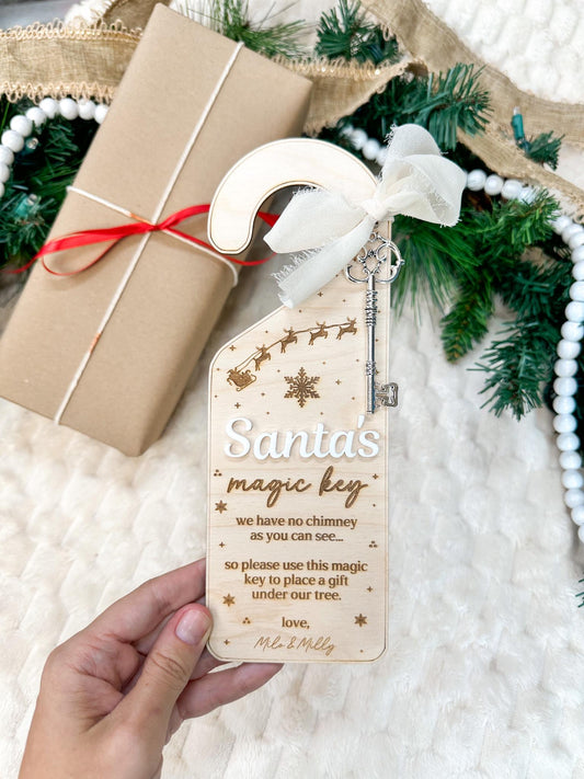 Santa's Magic Key Door Hanger Luna Beam Creations