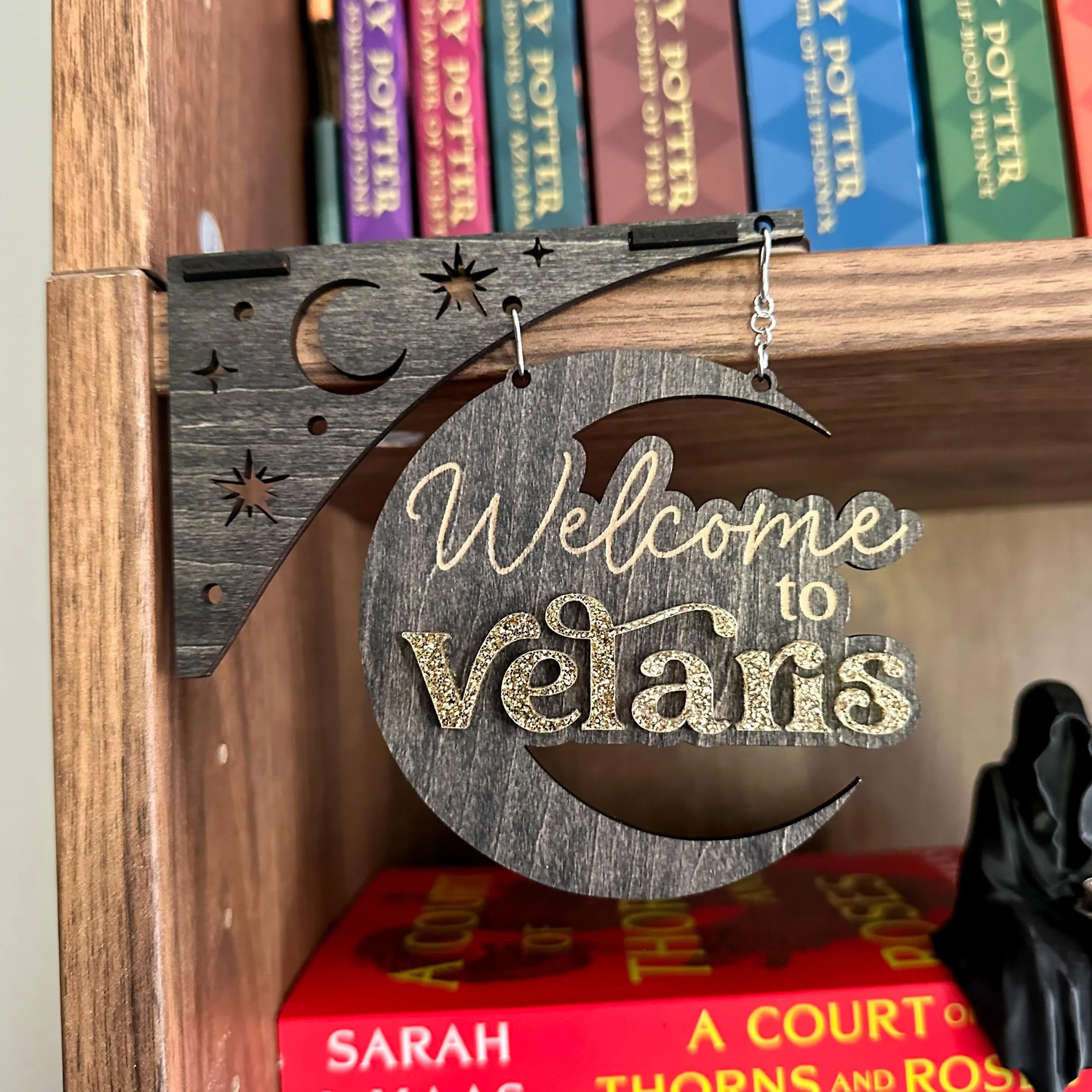 Velaris Corner Bookshelf Bracket Luna Beam Creations