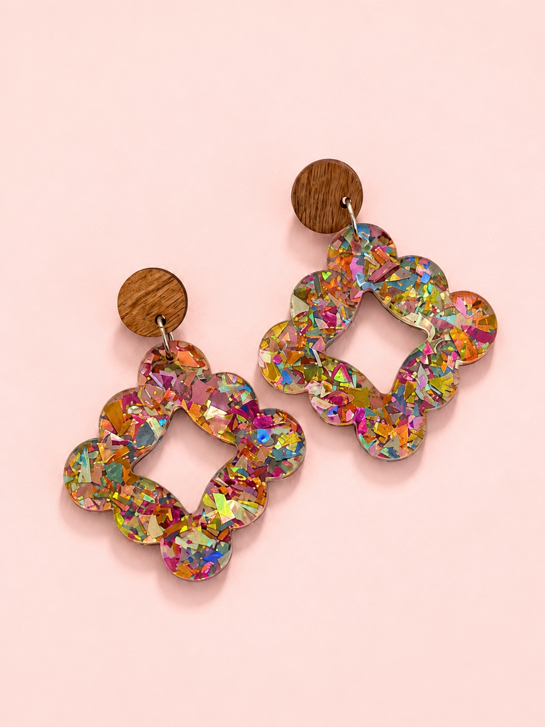 Scalloped Diamond Shaped Dangle Earrings